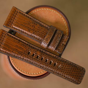 strap Sevenfriday lizard