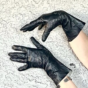 1960s Kidskin Leather Gloves, Embroidered Peephole Cocktail Gloves, Size 7