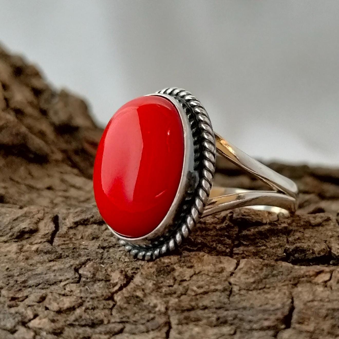 Bague Vintage Ethnique En Métal Argenté Avec Pierre Corail Fossile - Taille 7 - Faite Main - Neuf Sans Emballage