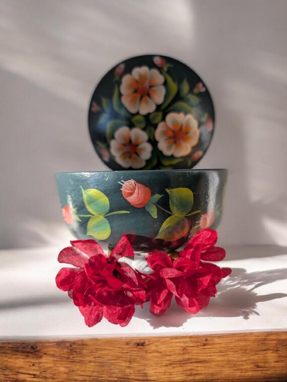 Vintage Hand-Painted Floral Folk Art Polish Box