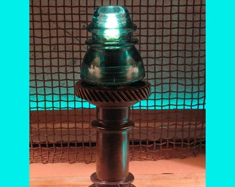 Lámpara de noche grande de 28,8 cm (11-3/8") con aislador de vidrio y bombilla LED - Lámpara industrial steampunk - Hemingray 42 - #C