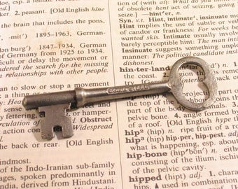 Vintage Skeleton Key R&E 2-5/8" Long RUSSELL ERWIN Antique Door Mortise Lock Hardware