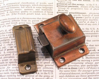 Pestillo de gabinete vintage con cerradero - Cerradura para puerta de armario - Herrajes antiguos n.° C