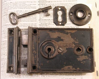 Juego de cerradura de caja para puerta de entrada victoriana grande MALLORY con llave maestra MWCo Vintage Hardware