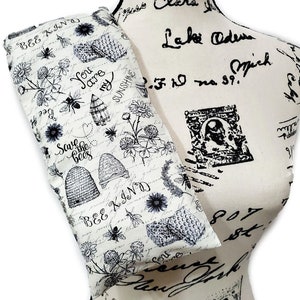 Therapeutic Shoulder and Neck Microwave Heat Pack with Flaxseed or Rice for Pain Relief