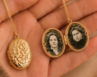 Vintage Floral Photo Locket Necklace, Engraved Rose Gold Oval Memory Pendant, Personalized Family Portrait Jewelry, Nostalgic Gift for Her