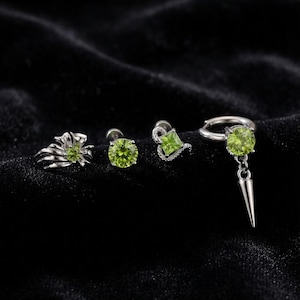 Vintage punk titanium stalen studoorbellen set - groene edelsteen slangenbotstekers, Dark Souls Demon Claw-strikje, oorstekers, Valentijnsdagcadeau