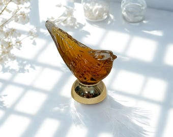 Vintage Avon “Song Bird” Cologne Bottle – Amber Glass Bird with Gold‑Tone Head & Base (Here’s My Heart)