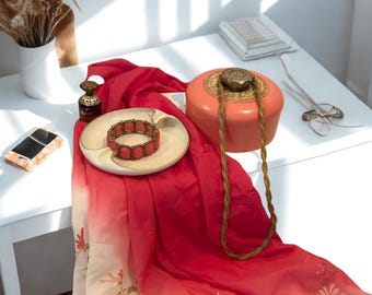 For the Glam Mom – A Curated Collection of Elegant Favorites