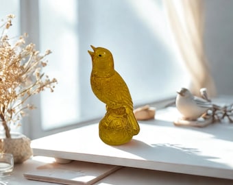 Vintage Avon Golden Notes Canary Perfume Bottle – Yellow Glass Bird Decanter (1970s)