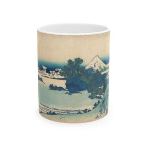 Vibrant Japanese Art Ceramic Mug, Ukiyo-e &quot;The Coast of Shichirigahama in Sagami Province&quot; (Fugaku Sanjūrokkei Sōshū Shichirigahama)