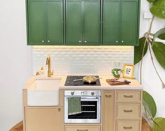 Miniature Modern Farmhouse Kitchen 1:6 Scale | Features Working Lights | Compatible with Miniverse and Dollhouses