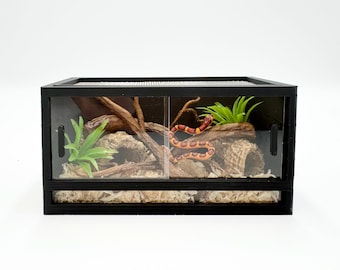 Miniature Reptile Terrarium, 1:6 Scale | Compatible with Miniverse Animals Series | PETS NOT INCLUDED