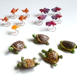 Geformte, handbemalte Miniverse Fische und Schildkröten | 1:6 Maßstab