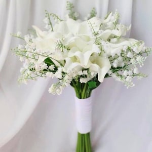 White Calla Lily & Baby’s Breath Wedding Bouquet – Elegant Bridal Flowers