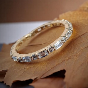 Round & Baguette Cut Lab Grown Diamond Wedding Band,14k Gold Eternity Matching Band for Bridal ring Gift,Baguette Wedding band Baguette ring