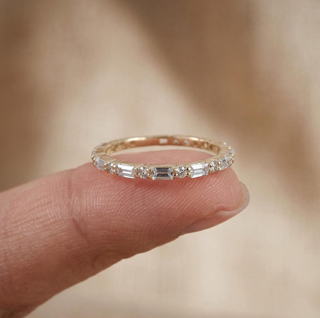 Elegant Baguette & Round Cut Lab Grown Diamond Wedding Band With Shared ...