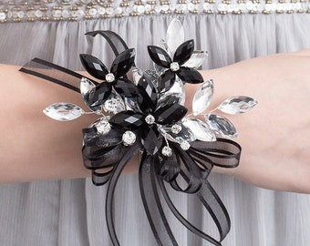 Madison Armband in Jet Schwarz & Silber - Moderne Blumen-Corsage - Luxe Hochzeit und Abschlussball Zubehör, perfekt für Abschlussball