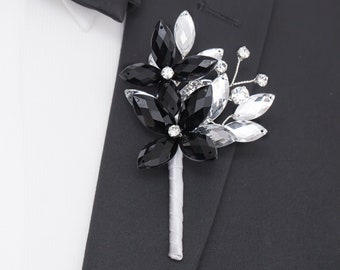 Mason Boutonniere in Jet Black & Silver