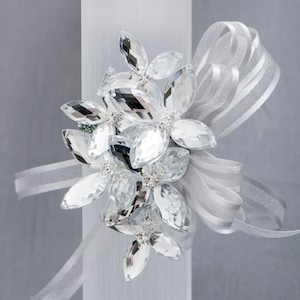 Silver Paris Wrist Corsage