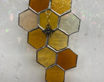 Nid d'abeille avec charms