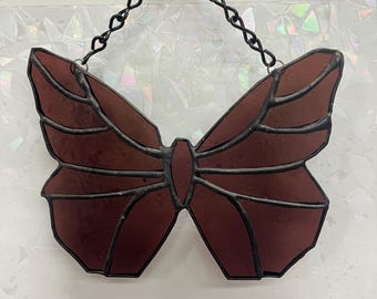 Attrape-soleil papillon en vitrail fait main - Nuances de violet