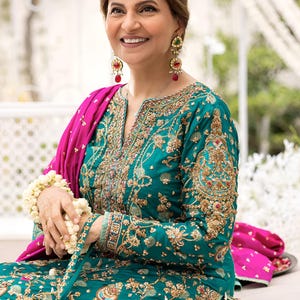 Custom Stitch Pakistani formal dress | Pakistani branded dress | Pakistani suits | Pakistani dress| Pakistani Shalwar Kameez