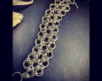 Japanese Lace Weave Bracelet