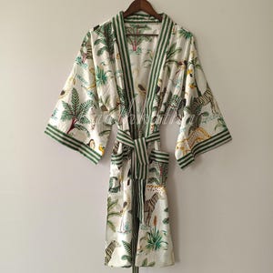 Handgjord blommig kimono i bomull: Indiskt blockmönster loungekläder