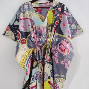 Robe longue caftan fleurie en coton : une tenue d&#39;été bohème