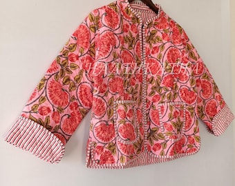 Giacca trapuntata in cotone floreale, stampata in stile boho, trapuntata fatta a mano, giacca per donna, regalo, giacca corta da festa