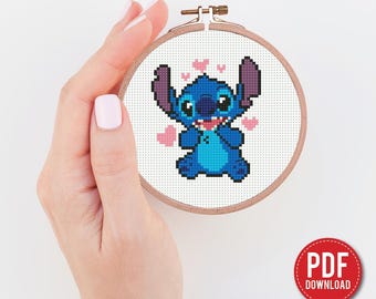 Mini schema punto croce Stitch in Love PDF, cartone animato Lilo e Stitch, piccolo, principiante, ricamo Stitch, schema moderno, fai da te, PDF istantaneo