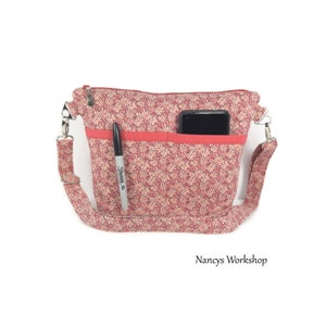 Woman&#39;s Medium Size Cross Body Purse, Fabric Cross Body Purse, Flowered Cross Body Bag