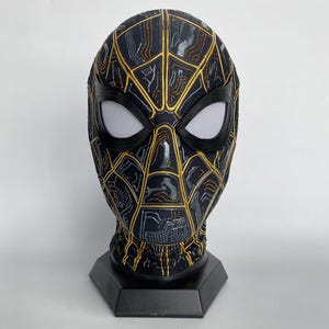 Black And Gold Spiderman Cosplay Mask Upgraded 3D Mask Movie Prop