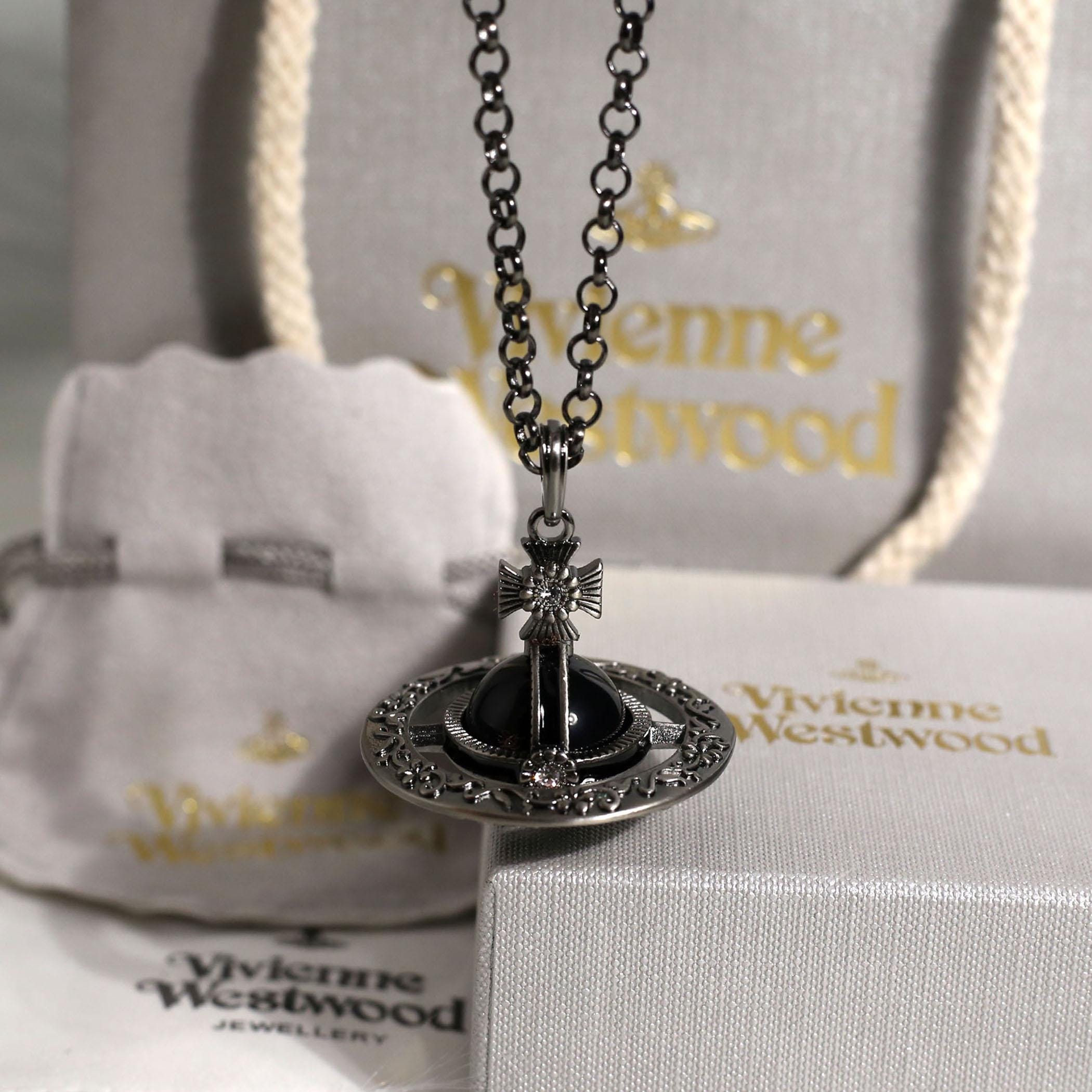 Vintage Vivienne Westwood Orb Necklace - Etsy Canada