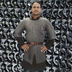 8mm chainmail hauberk with Half Sleeves Flat Riveted Rings with solid rings for Halloween gift