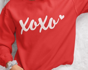 XOXO Sweatshirt for Women, Valentine’s Day Sweatshirt, Red Love Crewneck, Cute Heart Graphic Sweatshirt, Romantic Gift for Her