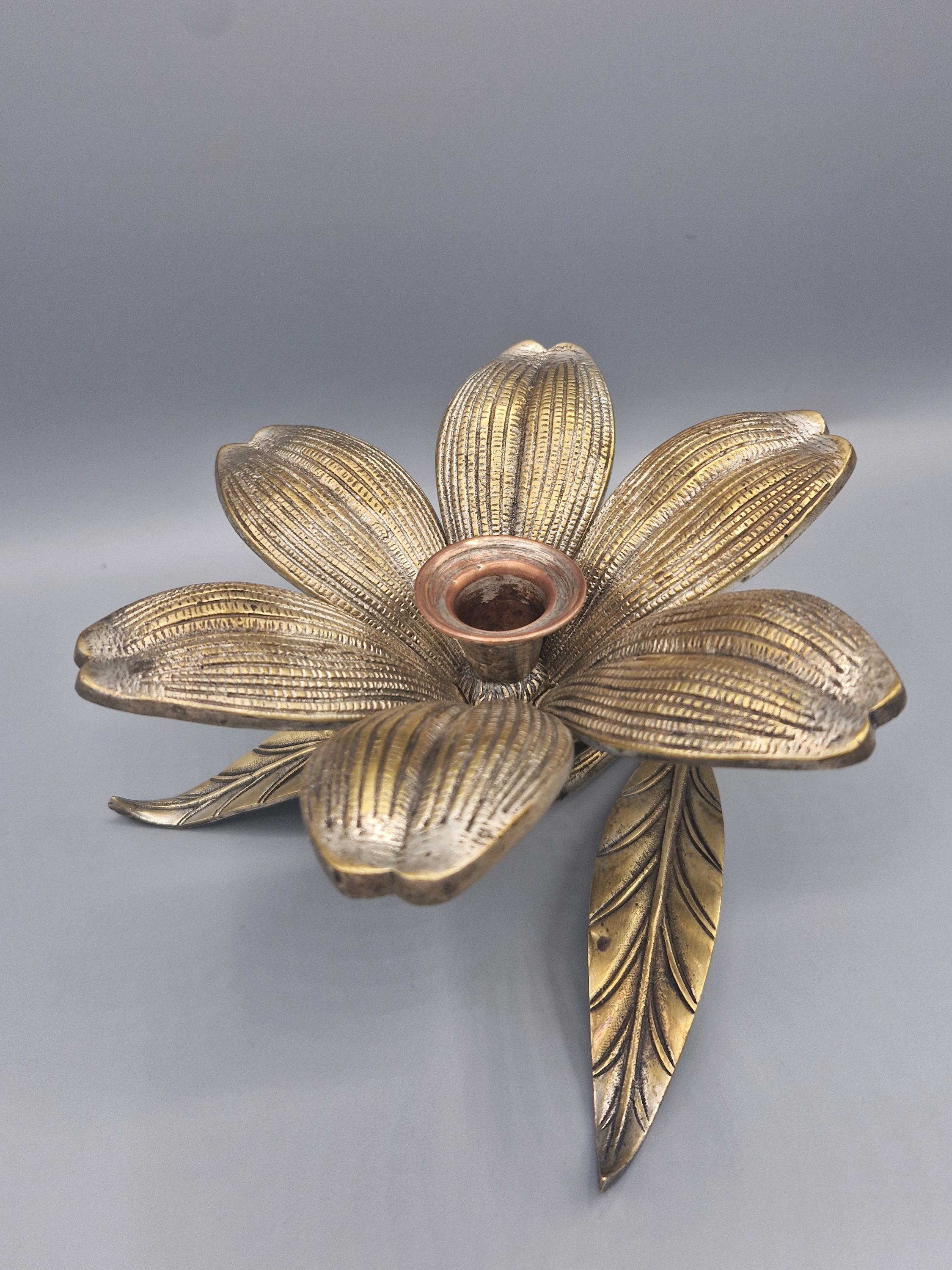 ヴィンテージ アンティーク 真鍮製 ロータスフラワー アッシュトレイ ヴィンテージ アンティーク 真鍮製 ロータスフラワー アッシュトレイ