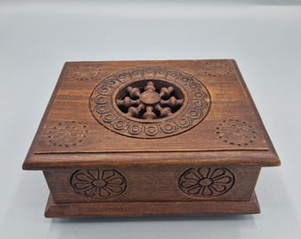 ヴィンテージ手描き花柄木製ボックス、金属アクセント（200x100x80mm