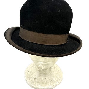 Vintage Black Derby Hat - perfectly aged.