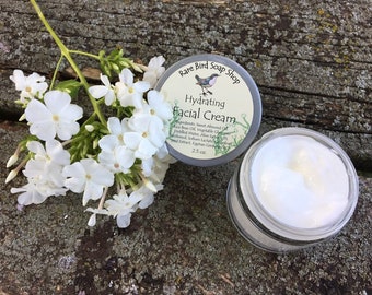 Hydrating Facial Cream with Aloe