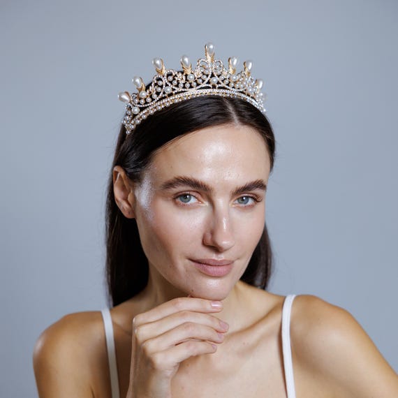 Pearl Bridal Crown, Wedding Pearl Tiara, Gold Rhinestone  display picture 3