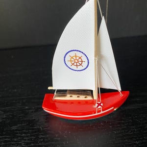 Mini Sailboat Model magnet– Handmade Wooden Nautical Decor magnet(11cmx8cm)