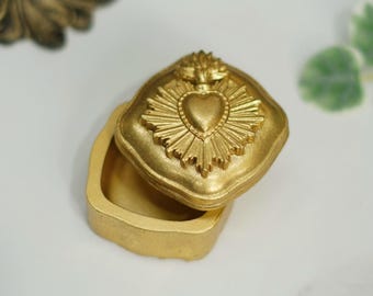 Miniature Gold Sacred Heart Detail Trinket Box 4x7x7cm