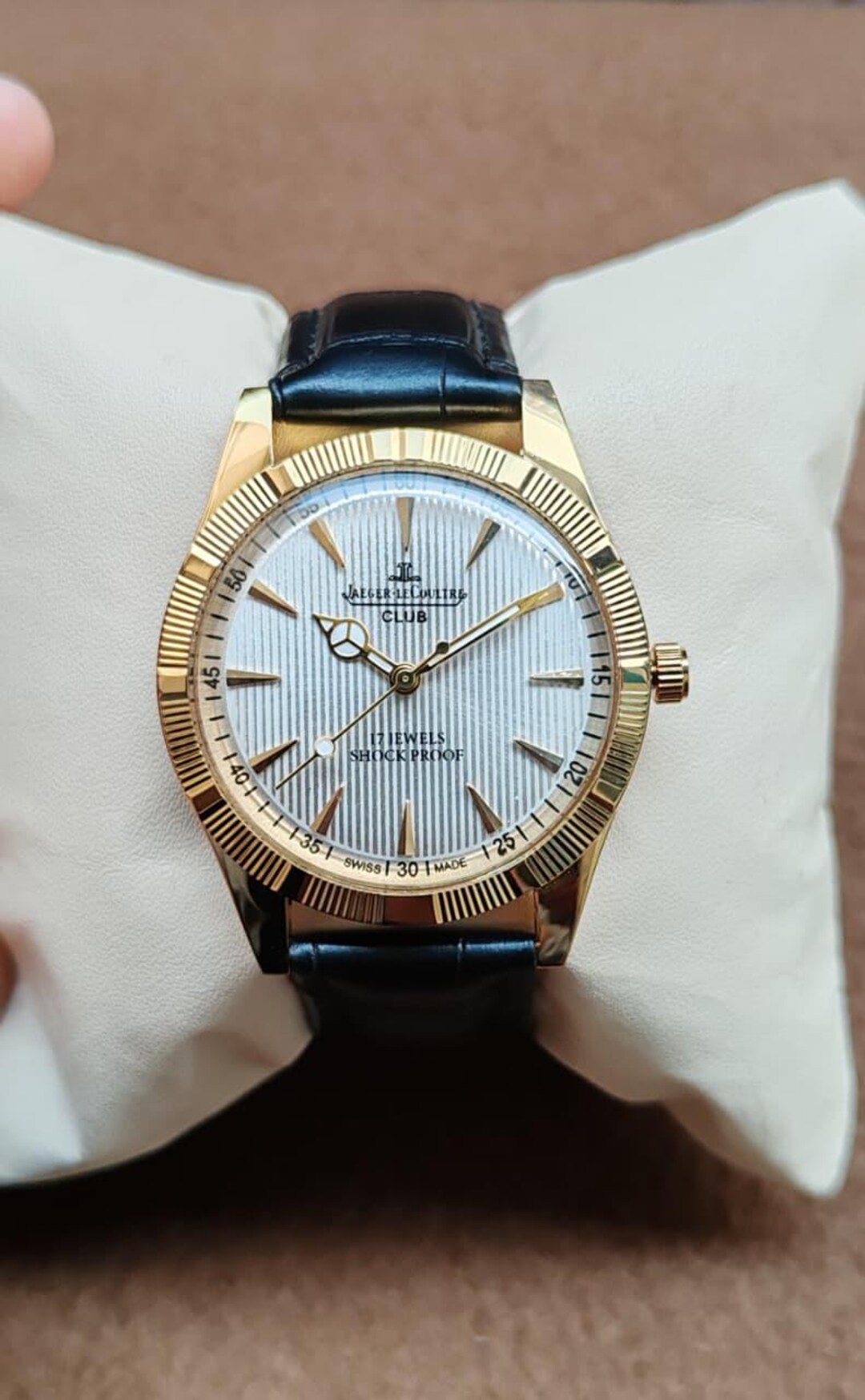 SELECTA - Montre pendentif à remontage mécanique vintage