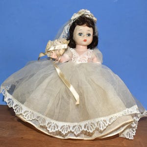 Bride Doll 1970s Brunette Bent-Knee Madame Alexander