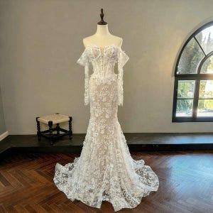 mermaid wedding dress under 1000 20 Wedding Dresses Under $1,000 For Every Kind of Bride