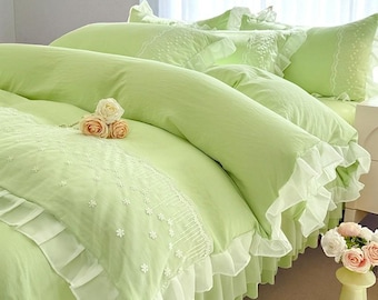 Juego de ropa de cama de algodón lavado con encaje: Falda de cama estilo princesa - De cama doble a king