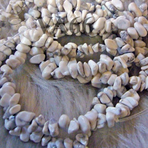 DIY 35&quot; White Howlite Gemstone Chips 4mm - 8mm Genuine Gemstones Gems Loose Beads Jewelry Making Scrapbooking