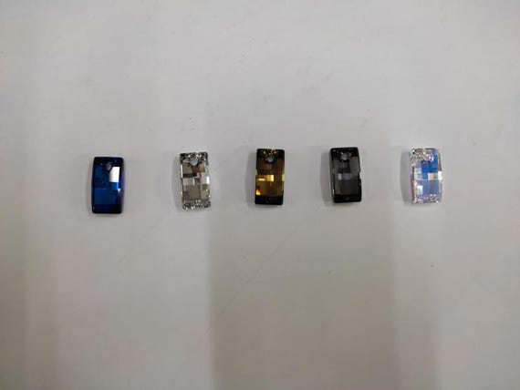 1個 20 mm スワロフスキー 6696 アーバンペンダント クリスタル AB